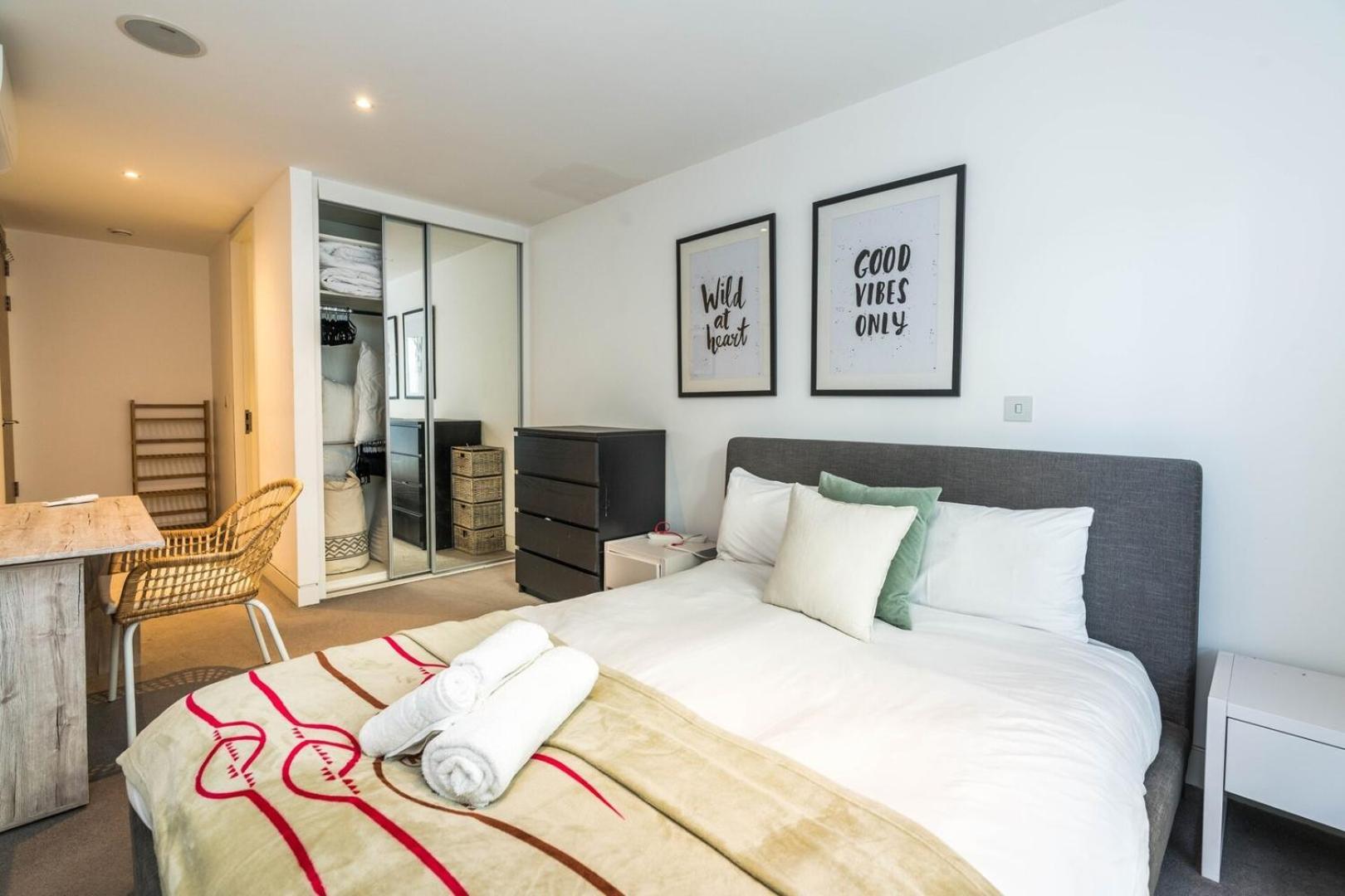 Apartment For 4 In The Heart Of Shoreditch Лондон Екстериор снимка
